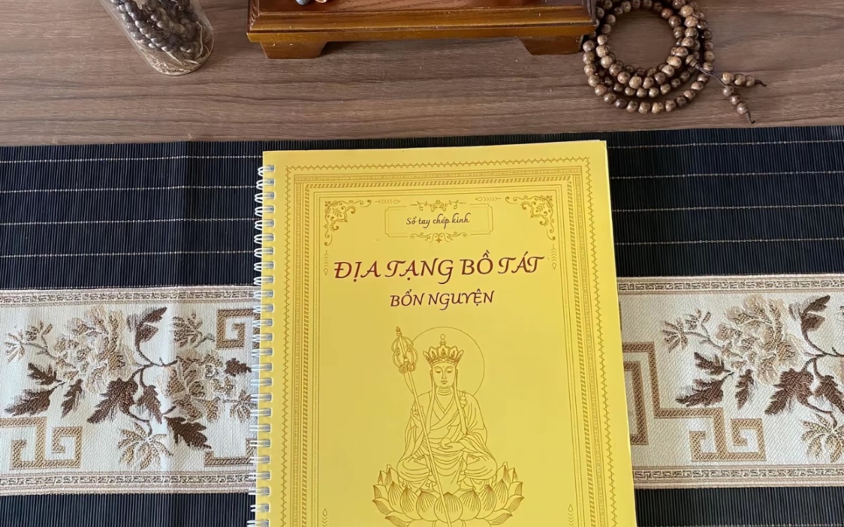 Bộ 6 Sổ Chép Kinh In Mờ Kèm Đầy Đủ Phụ Kiện — ảnh 2